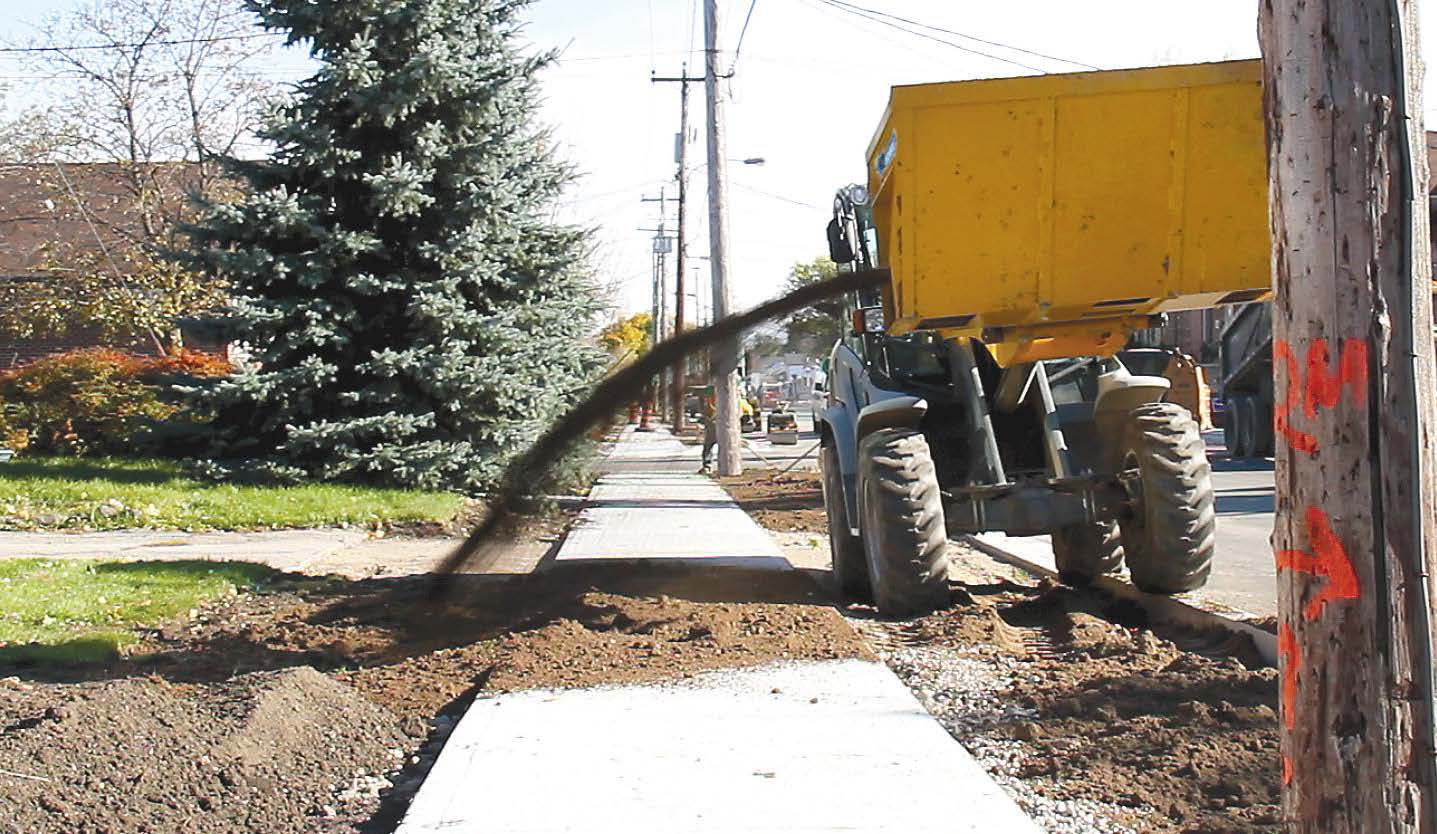 HLA sidedischarge bucket The Municipal