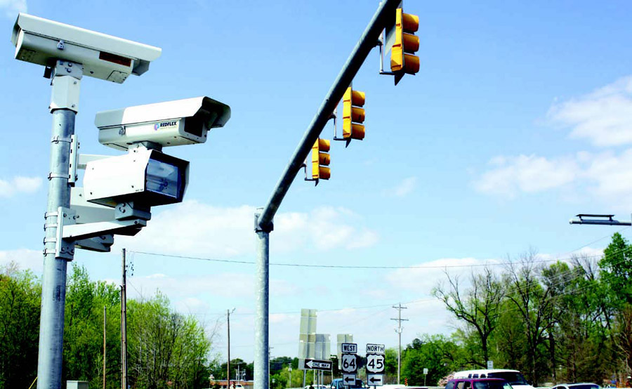 Traffic management in Selmer, TN Intersection cameras in a small town