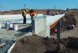 Iowa’s Department of Transportation replaced the U.S. Highway 6 Keg Bridge, built in 1953, using accelerated bridge construction that cut construction time from six months to just two weeks of traffic disruption for the public.