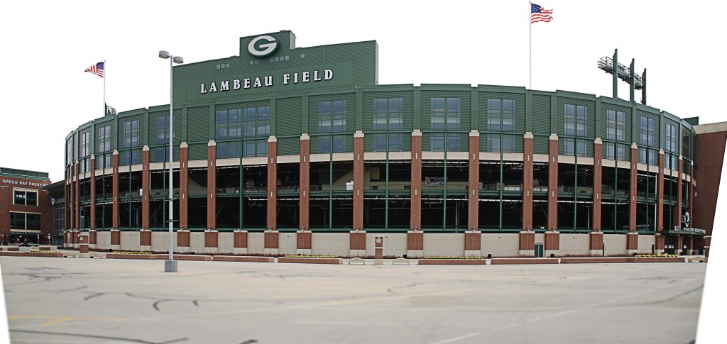 Lambeau Field, home of the Green Bay Packers, was used as a selling point in trying to attract Pope Francis to the Wisconsin city during a planned 2015 visit to the United States. (Ffooter / Shutterstock.com)