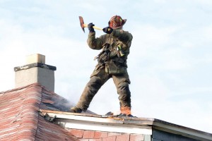 Be sure that RIT training is giving students a total package that includes making entry through different areas, searching for downed firefighters and removing them. (Mishella / Shutterstock.com)