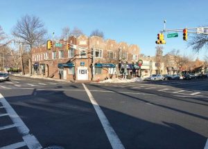 Very few people have complained about Leonia, N.J.’s, all-red phase traffic signal at the intersection of Broad Avenue and Fort Lee Road. Some have suggested that the wait time of 26 seconds should be reduced; however, most agree the wait is a small price to pay for pedestrian safety. (Photo provided)